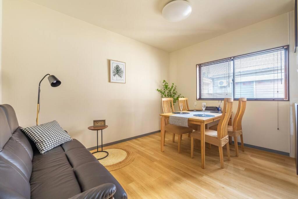 Jr Nippori Station Walking 4 Min,Nearst Shinjuku Ueno Ginza Asakusa Narita 도쿄 외부 사진